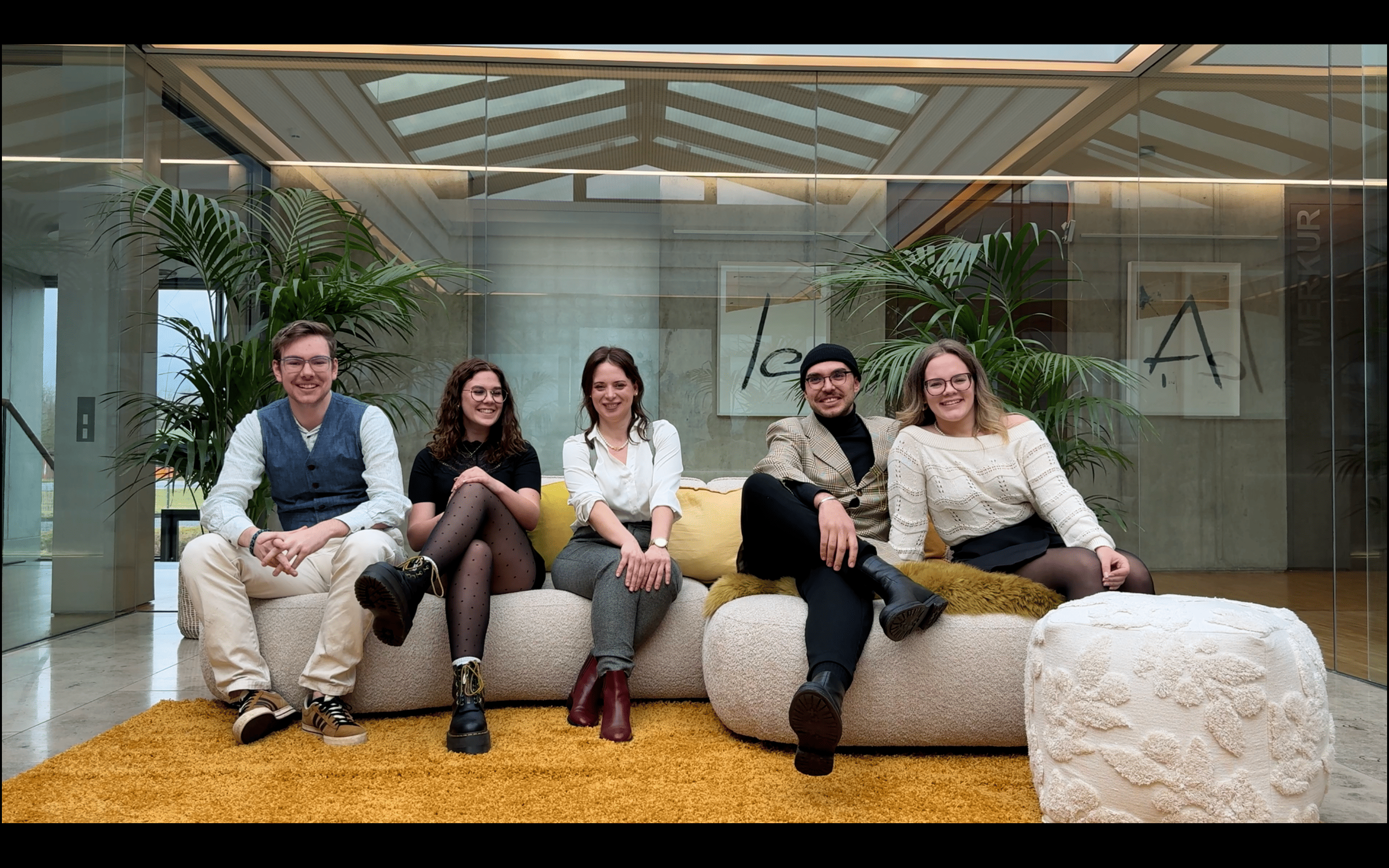 This is an example description for this item.