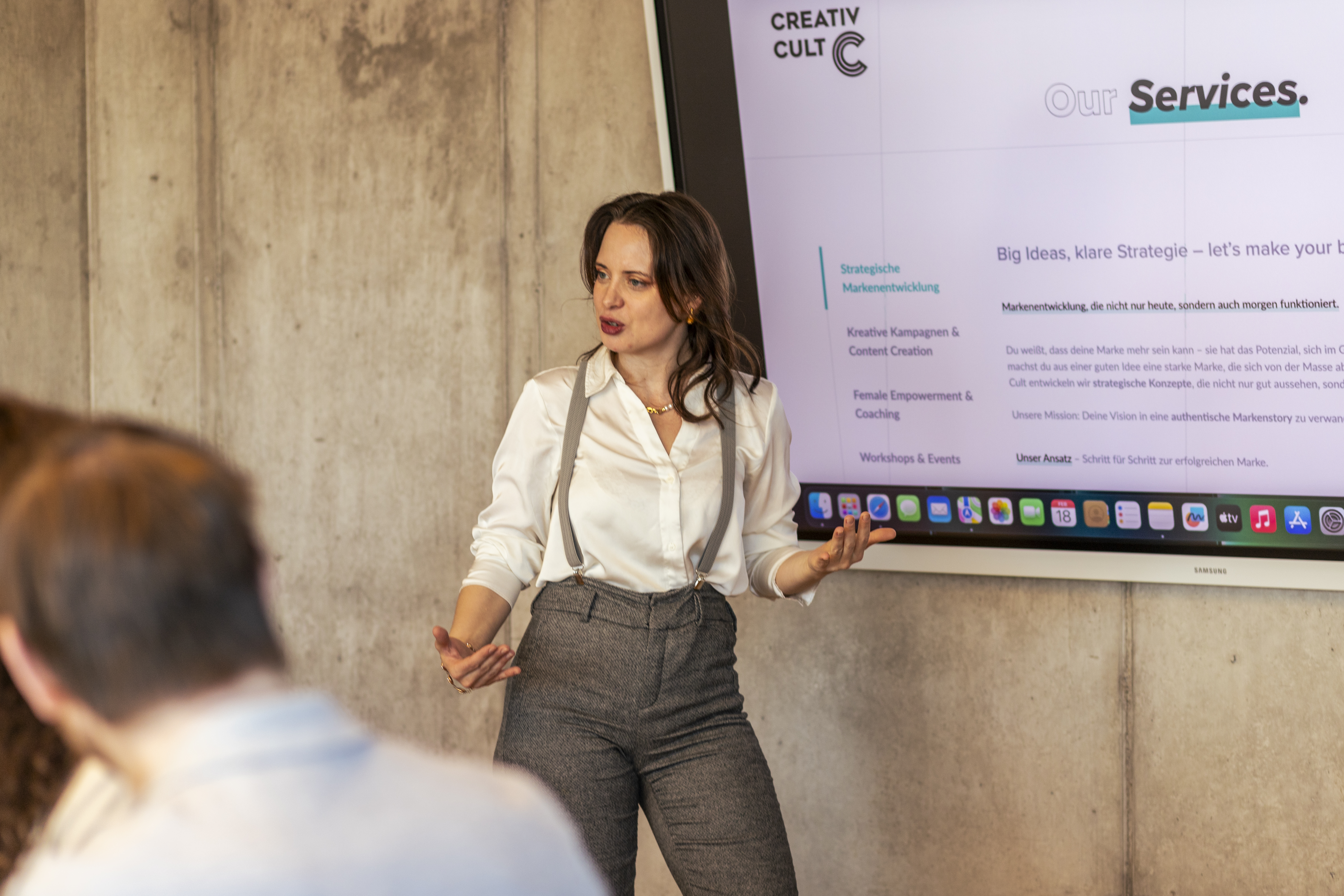 This is an example description for this item.